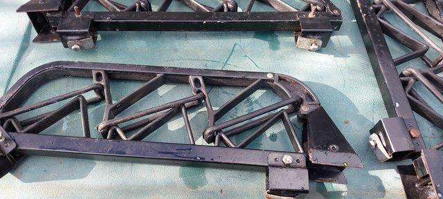 Image 3 of Land Rover Defender Roof Bars with Lockable Ski Clamps