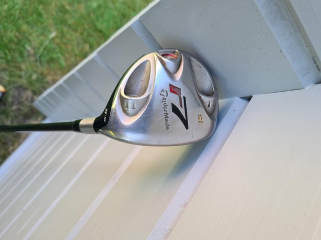 Preview of the first image of TaylorMade r7 fairway wood.