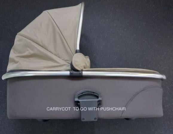 Image 2 of Mamas & Papas Pushchair system Urbo2 Brown & Beige Ex Con