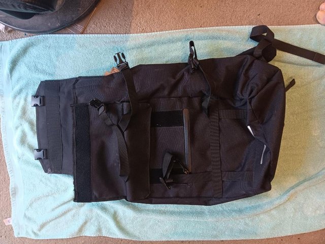 New Large camping / hiking rucksack — photo 2 of 3