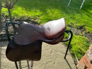 Preview of the first image of Crosby Equilibrium 16.5" Brown Saddle 16.5” wide.