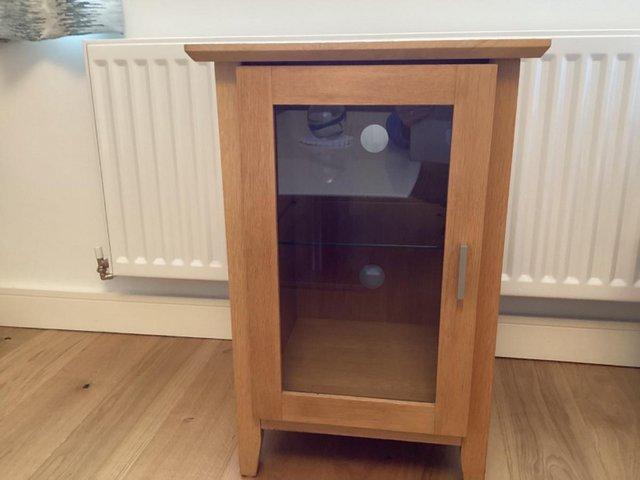 Preview of the first image of Morris media unit in light oak.
