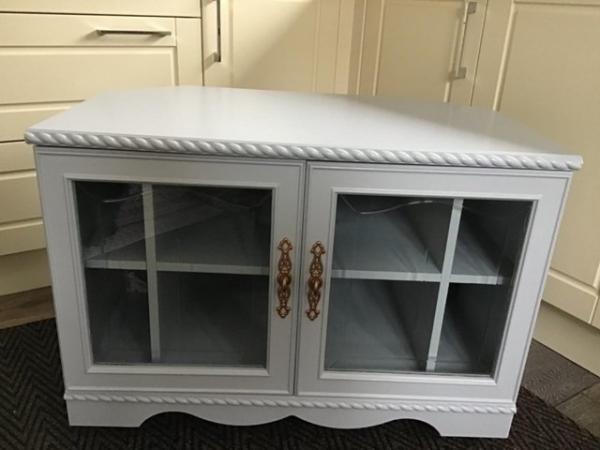 Image 3 of Corner drinks display cabinet and matching tv cabinet