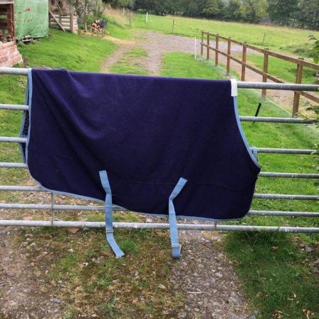 Image 2 of Cooler Fleece Rug 6 ft 3 ins. £10.00
