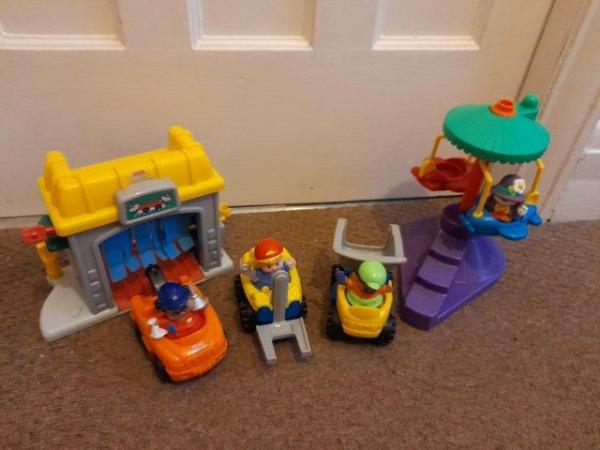 Image 1 of Fisher-price little people pieces