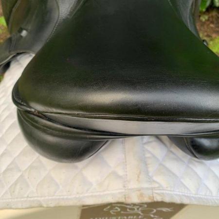 Image 14 of Kent And Masters 17 inch s series compact saddle