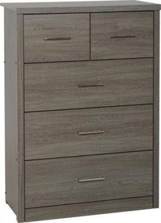 Image 1 of NEVADA 3+2 DRAWER CHEST IN BLACK WOOD GRAIN