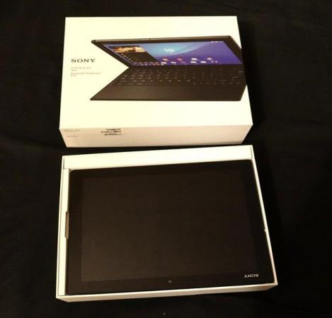 Image 13 of Sony Xperia Z4 Tablet SGP712 + Sony Bluetooth Keyboard