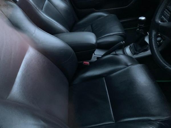 Image 3 of Toyota Avensis estate T sprit 2007
