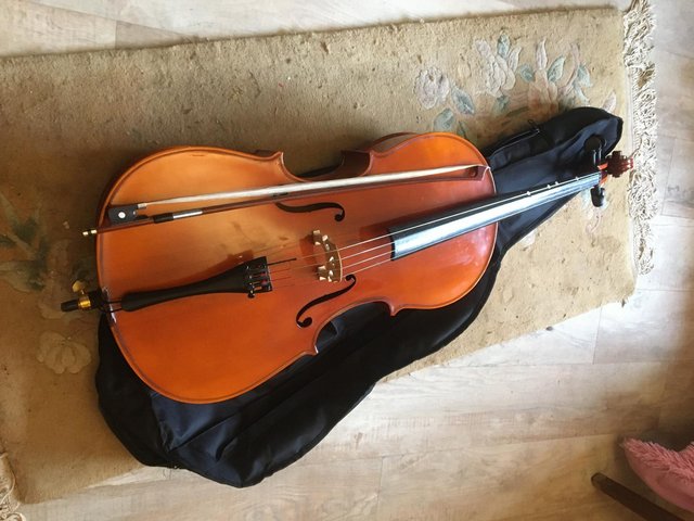 Preview of the first image of 3/4 size cello outfit for sale.