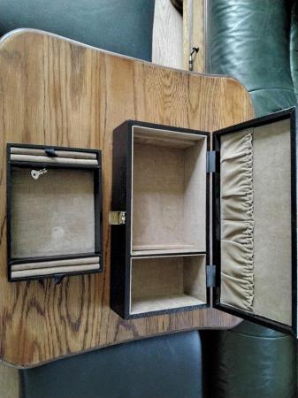 Image 1 of Jewellerybox in good condition