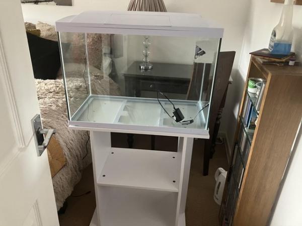Image 3 of Super Fish 100L tank and stand