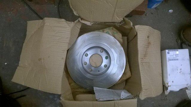 Image 2 of VAUXHALL CALIBRA  FRONT BRAKE   CALIPERS &FRONT DISC
