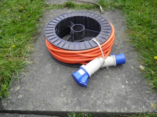 Image 1 of Heavy Duty Caravan/Camping Extension Cable with Sockets 25M