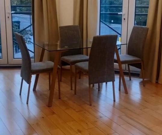 Image 2 of Wayfair Dining Table set 4 chairs