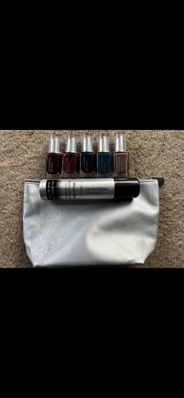 Preview of the first image of Leighton Denny Nail Polish Set………...