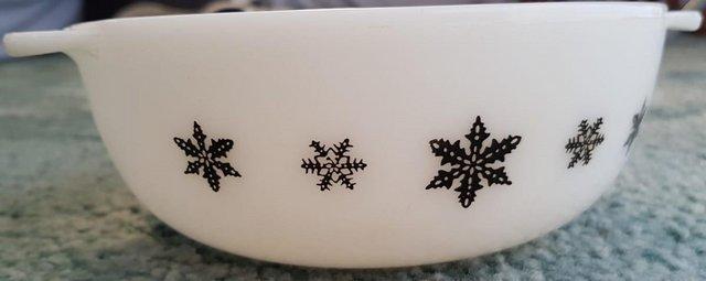 Image 3 of Vintage, JAJ Pyrex dish. Black Snowflake Pattern 1958-67
