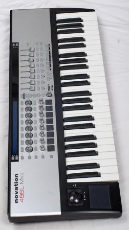 Image 4 of Novation 49SL Mk2 MIDI keyboard controller withgig bag.