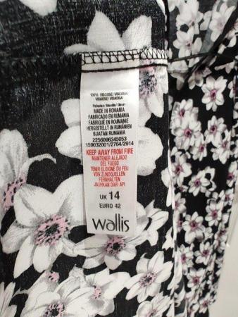Image 11 of New Wallis Black Floral Summer Lightweight Dress Size 14