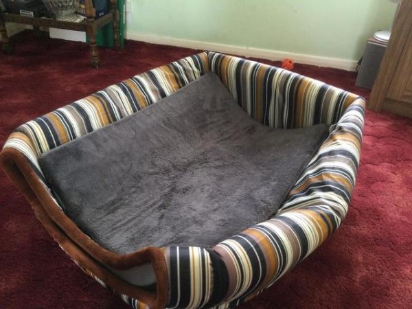 Image 4 of Dog Kennel /Bed, fabric/foam structured, Extra Large