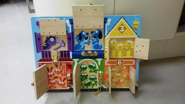 Image 3 of WOODEN TOY-MELISSA & DOUG-Latches Play Board