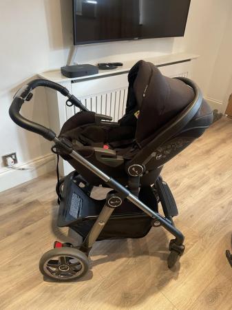 Image 2 of Silver Cross Autograph 2021 travel system