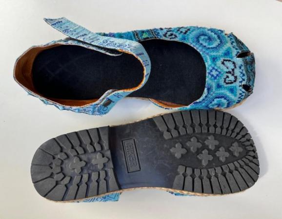 Image 3 of Eco-friendly, vegan, fabric, recycled tyre soles. Size 7/40