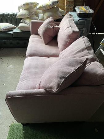 Image 3 of Free: Pair of matching sofas