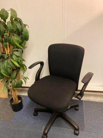 Image 6 of Hooked armrest black office/task/computer ergonomic chair