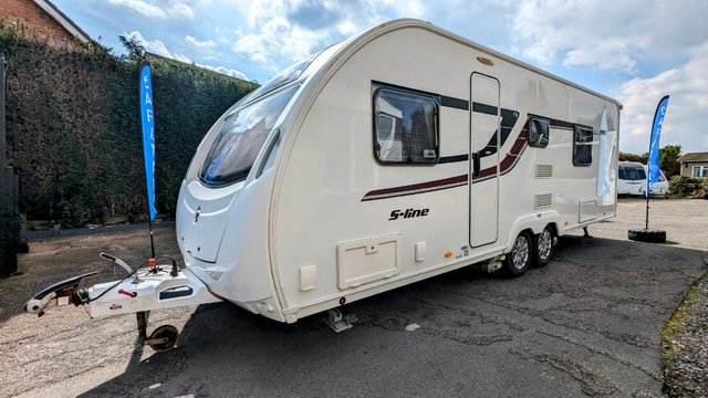 Preview of the first image of STUNNING SWIFT SPRITE S LINE 650 - 2015 6 BERTH CARAVAN.