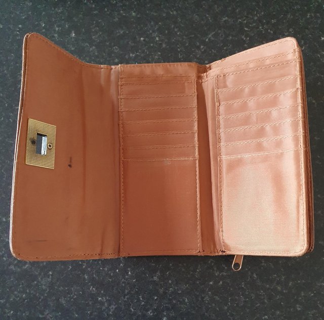 Preview of the first image of Jane Norman Brown Leather Look Purse.