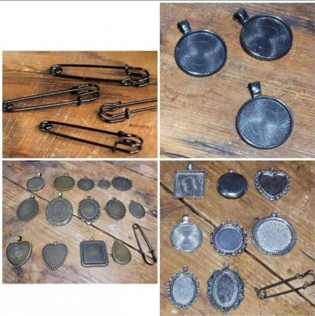 Image 1 of BULK - Memory Pin (442 items) silver black bronze