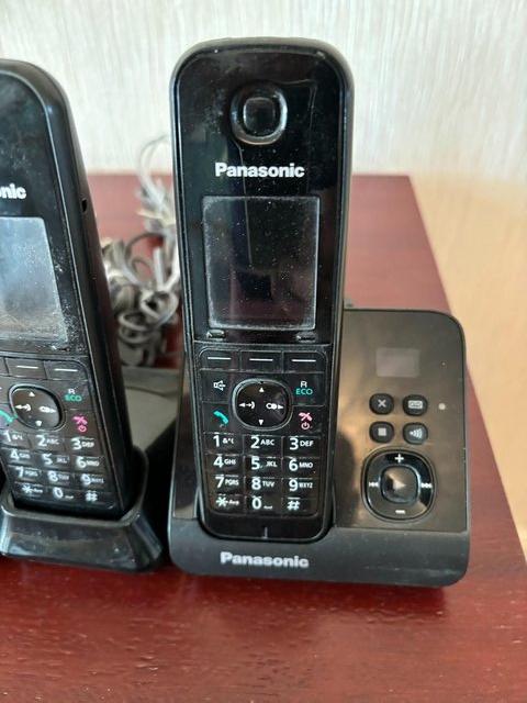 Preview of the first image of Panasonic Digital Cordless Phone System ( 6 x Handsets).
