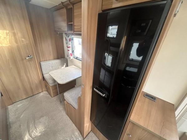 Image 16 of Bailey Pegasus Ancona 2017 5B caravan *Fixed bunks*