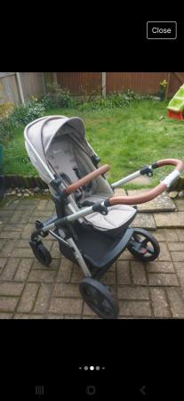 Image 1 of Silver Cross Wave travel system - Pushchair + Carrycot tande