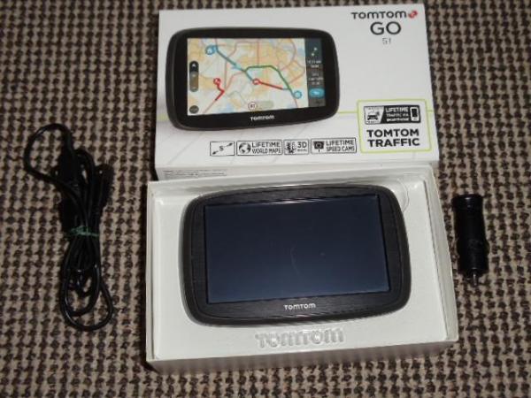 Image 1 of TomTom GO 51 Sat Nav GPS Europe/USA Maps 8GB micro SD