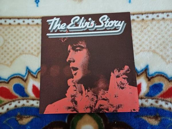 Image 3 of Elvis the story 7 box Vinyl LP set
