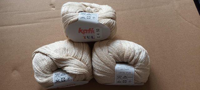 Image 2 of Katia tul (sole) yarn to knit one scarf