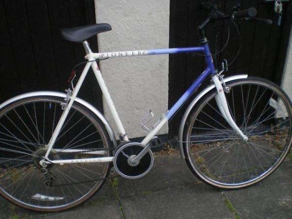 Image 2 of Gents Raleigh Pioneer Classic sports bike