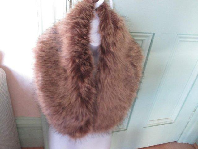 Preview of the first image of VINTAGE FAUX FUR SHOULDER WRAP.