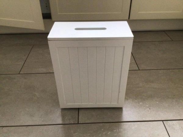 Image 3 of White wooden Bathroom storage box