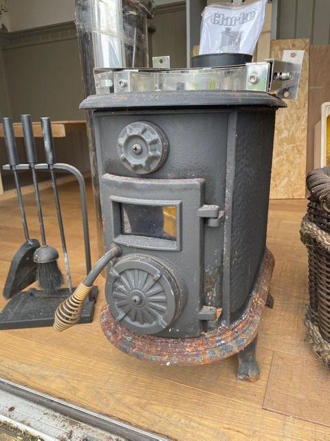 Preview of the first image of Cast Iron Log Burning Stove.