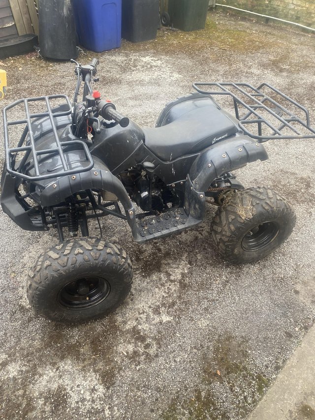 Preview of the first image of Quad bike for sale needing repair.