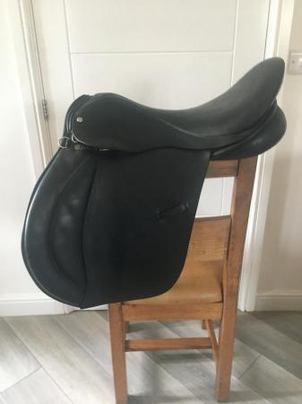 Image 3 of 18 inch Black leather gp horse saddle