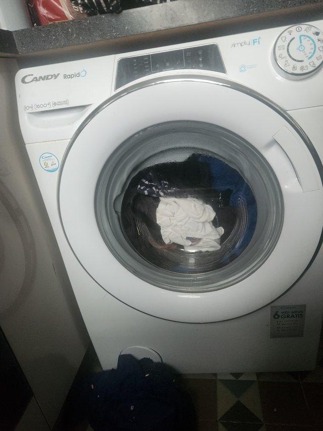 Preview of the first image of MUST GO Candy Rapido washing machine.