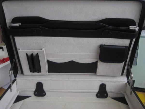 Image 2 of Large Expandable Briefcase
