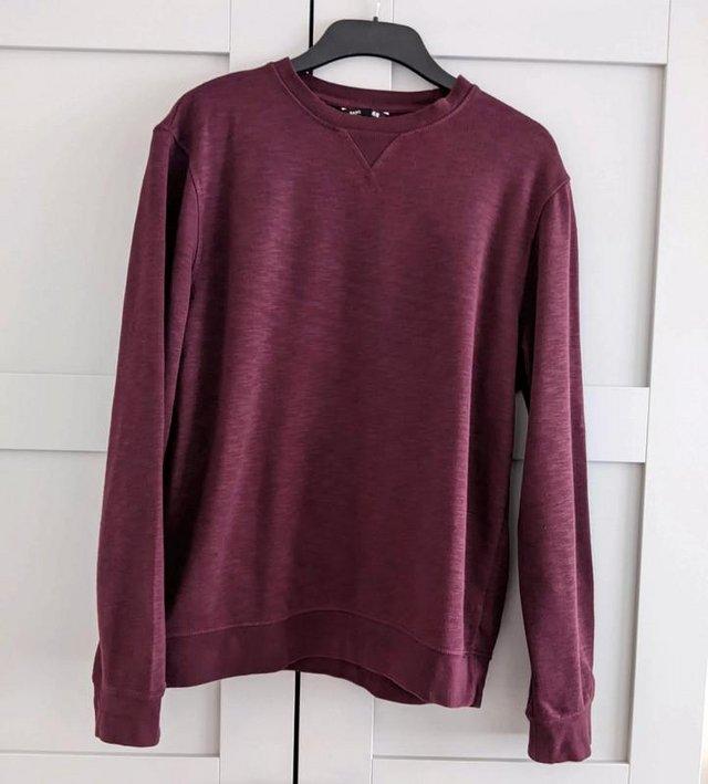Preview of the first image of NEW H&M Men's Basic Sweatshirt/Sweat Top Medium Burgundy.