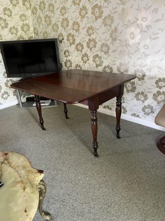 Image 4 of Antique mahogany dining table