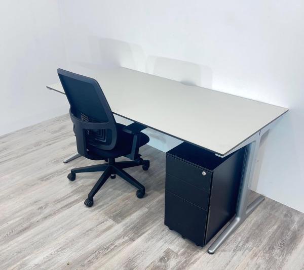 Preview of the first image of Ahrend Office Desk, 1600 X 800 - BEST SELLER - DEL AVAILABLE.