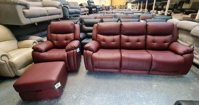 Image 1 of La-z-boy El Paso red leather manual sofa, chair and puffee